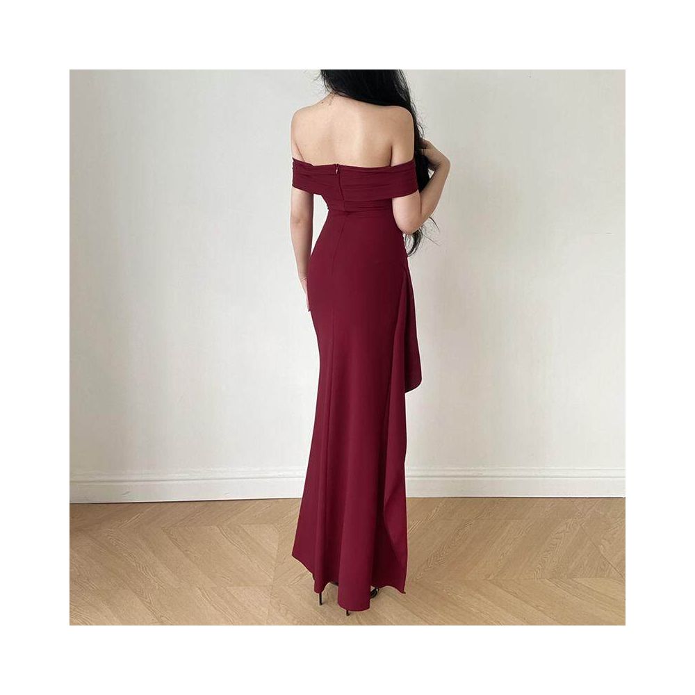 Exquisite Queen s Sexy One Shoulder Split Red Evening Dress for Women s Summer High End Temperament Banquet President s Dress image 4