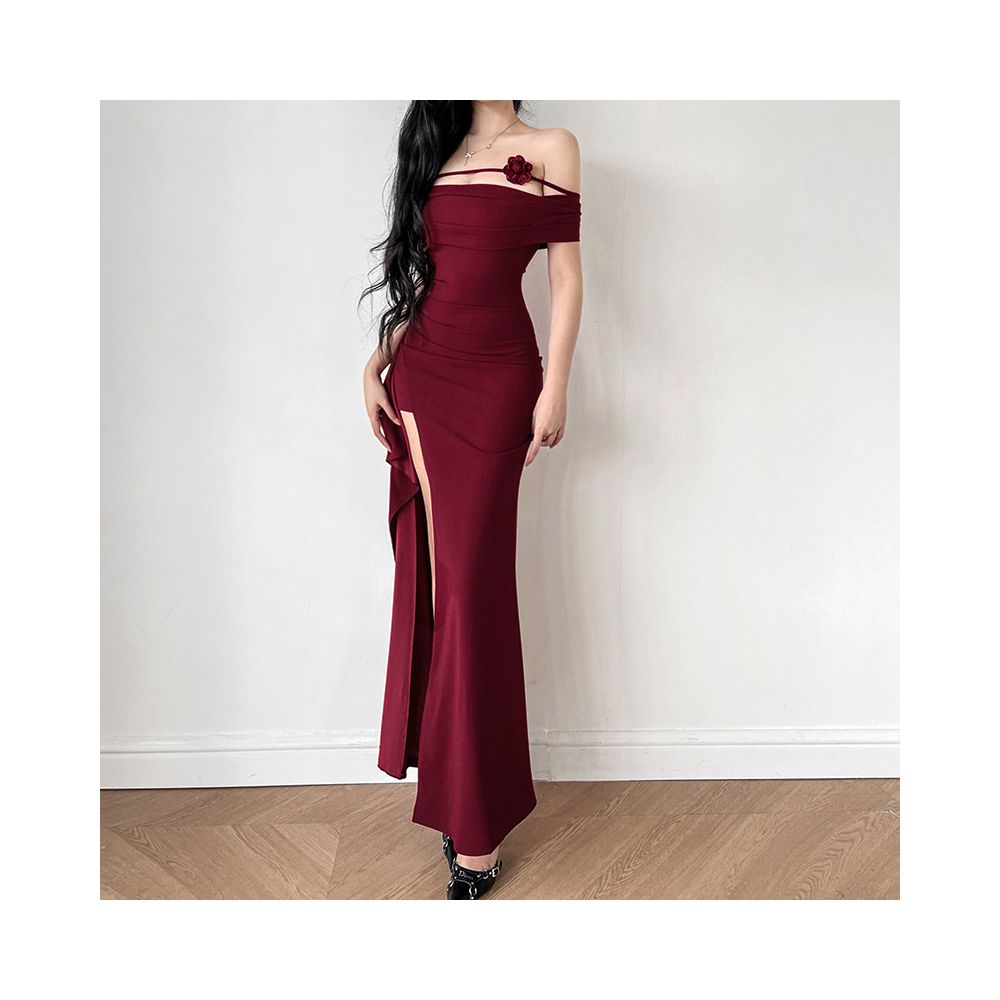Exquisite Queen s Sexy One Shoulder Split Red Evening Dress for Women s Summer High End Temperament Banquet President s Dress