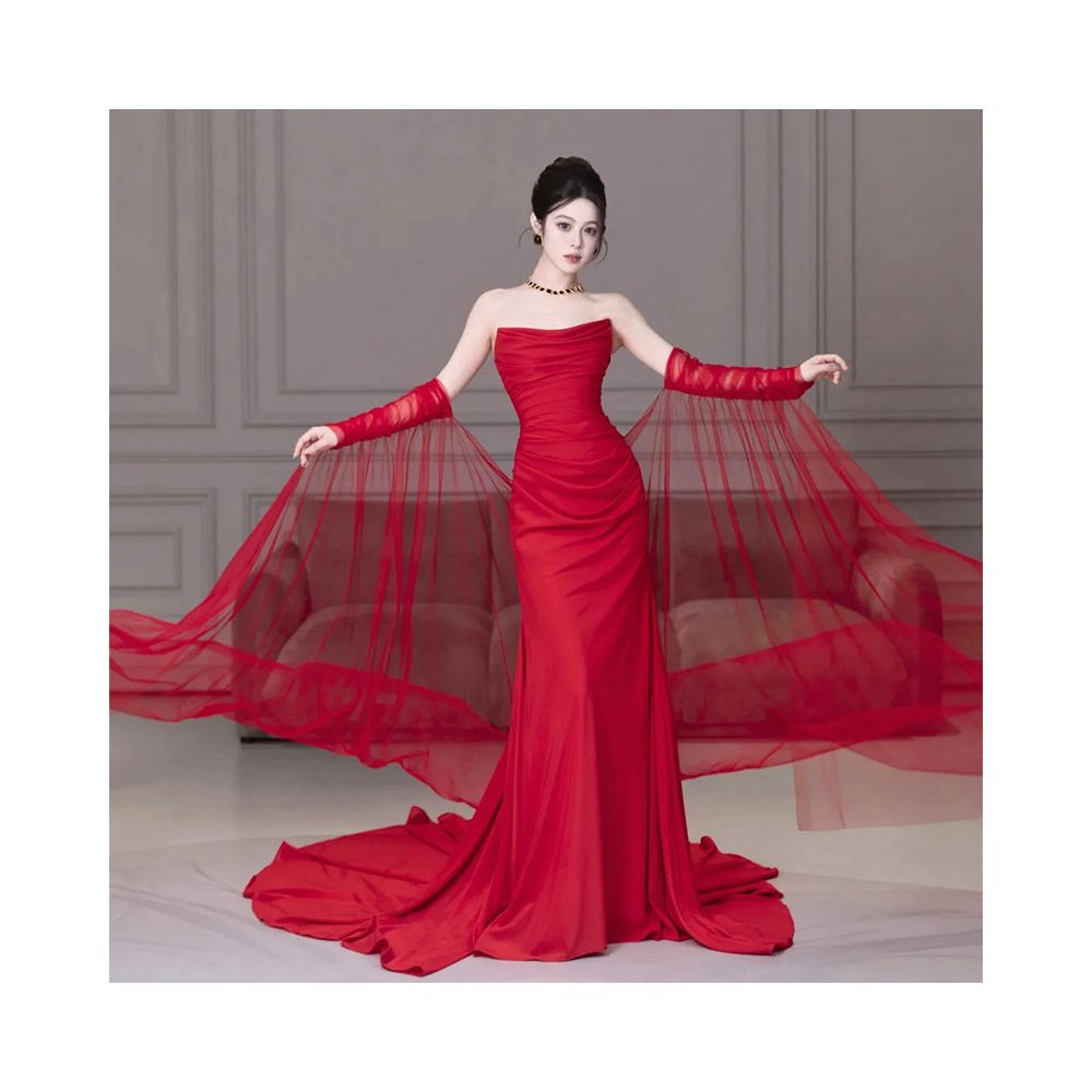 Bridal gloves long sleeves trailing yarn knots wedding dresses morning gowns toasting gowns photography travel photography accessories