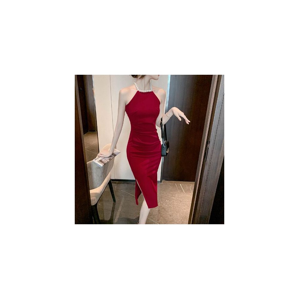 A unique and stunning dress with a high quality feel and sophisticated design A niche pearl halter neck slip dress for women in summer