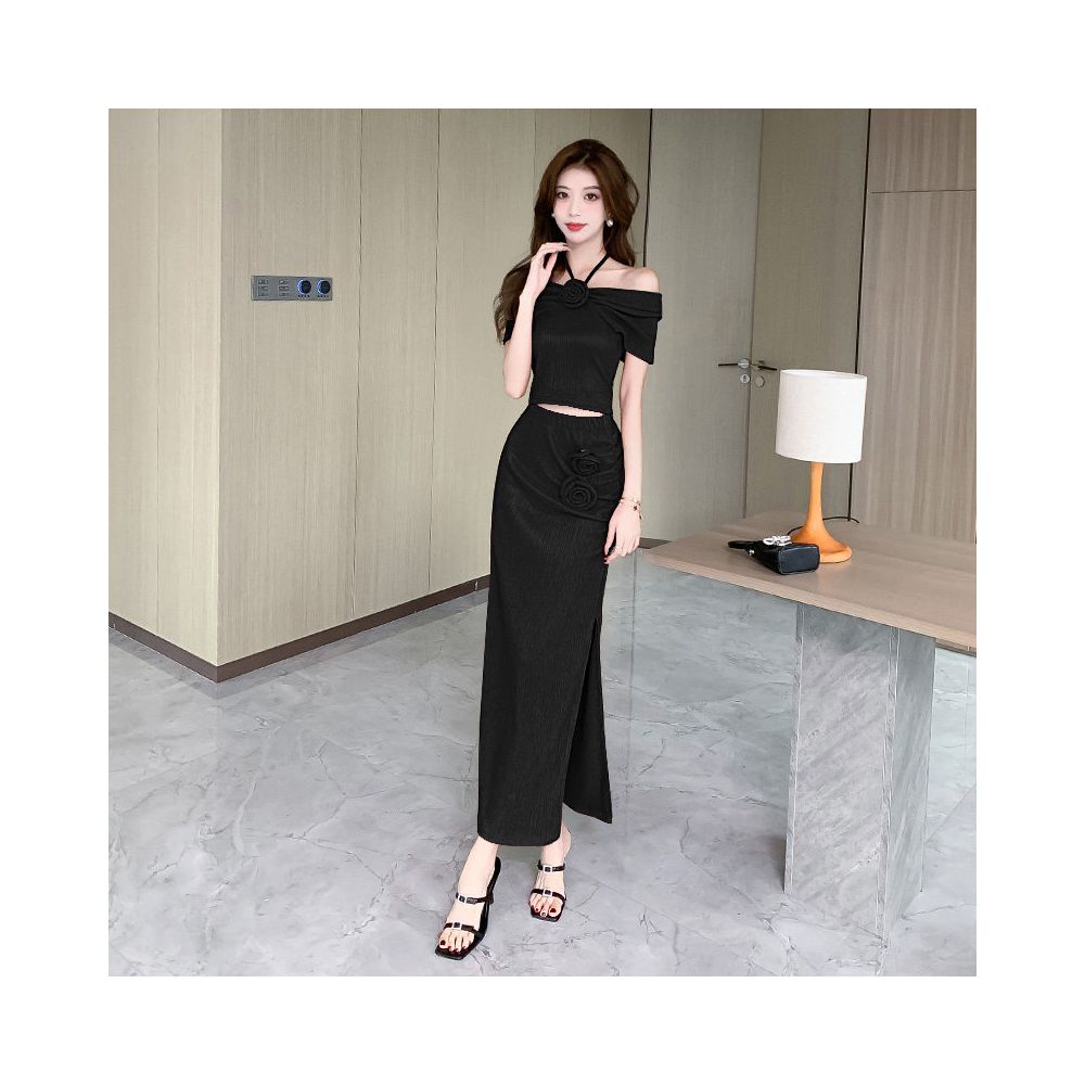 High end elegant two piece set for summer floral halter neck off shoulder fitted top and slit skirt