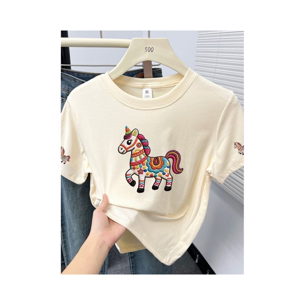 Large size women s 2026 summer new item belly covering round neck fat mm slimming New Year s red pony shoulder short sleeved t shirt