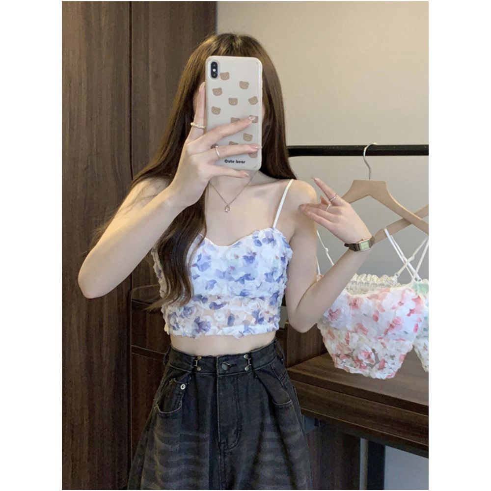 Wearing a floral camisole with breast pads for women in summer a sexy back bra for both indoor and outdoor wear a one piece bra and a strapless top image 1