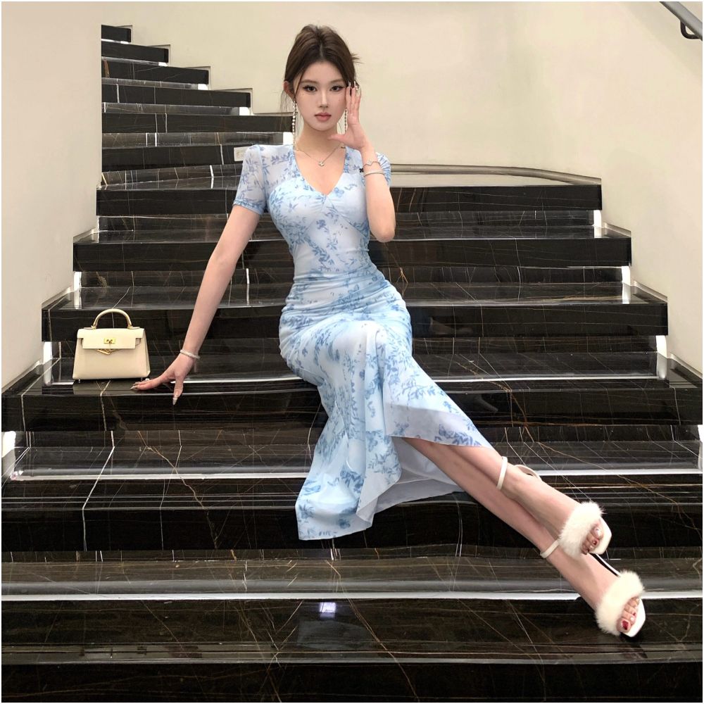 Pure desire style sexy V neck short sleeved printed dress spicy girl slim fit waist bag buttocks fish tail inner skirt image 2