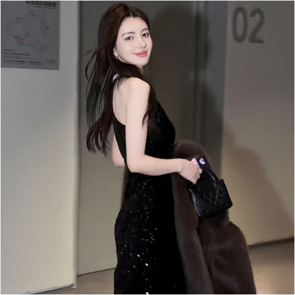 High end exquisite diamond studded sequin banquet dress with a high end touch featuring a sophisticated cut and hollowed out neck hanging dress image 5