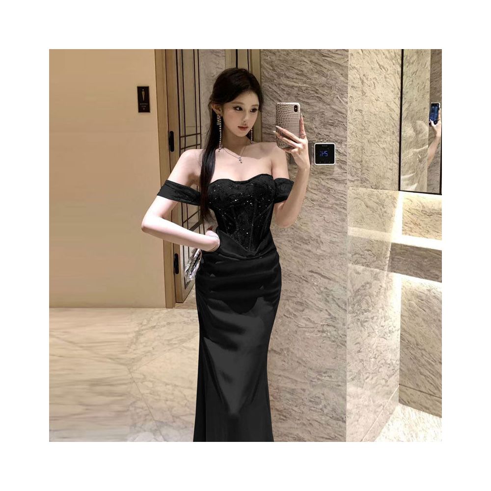 Elegant and sophisticated style sexy off the shoulder lace evening gown bodycon dress high class and classy long skirt