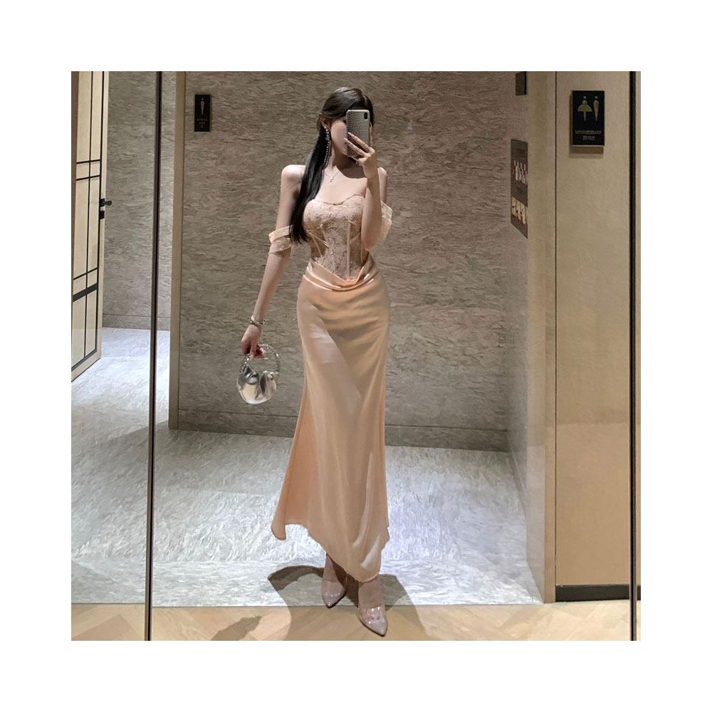 Elegant and sophisticated style sexy off the shoulder lace evening gown bodycon dress high class and classy long skirt