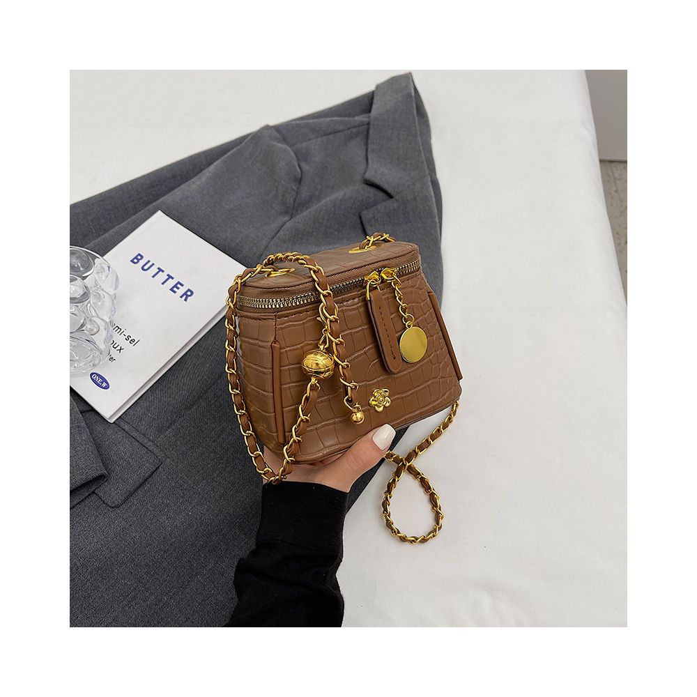 Korean style casual and fashionable high end small bag for women new 2025 summer fashion bucket bag niche trendy crossbody bag