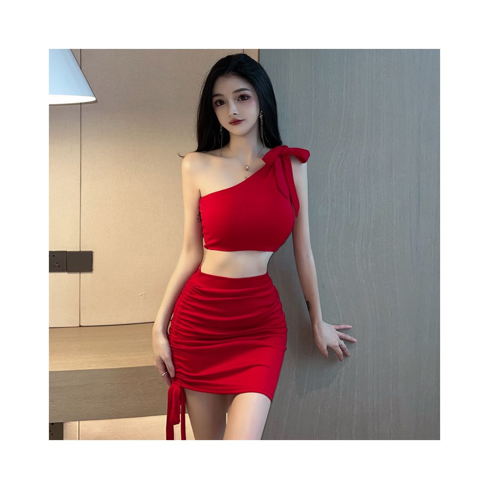 Internet celebrity sexy hot girl western style street style explosion sloping collar off shoulder short sleeveless top drawstring waist wrapped skirt two piece set image 1