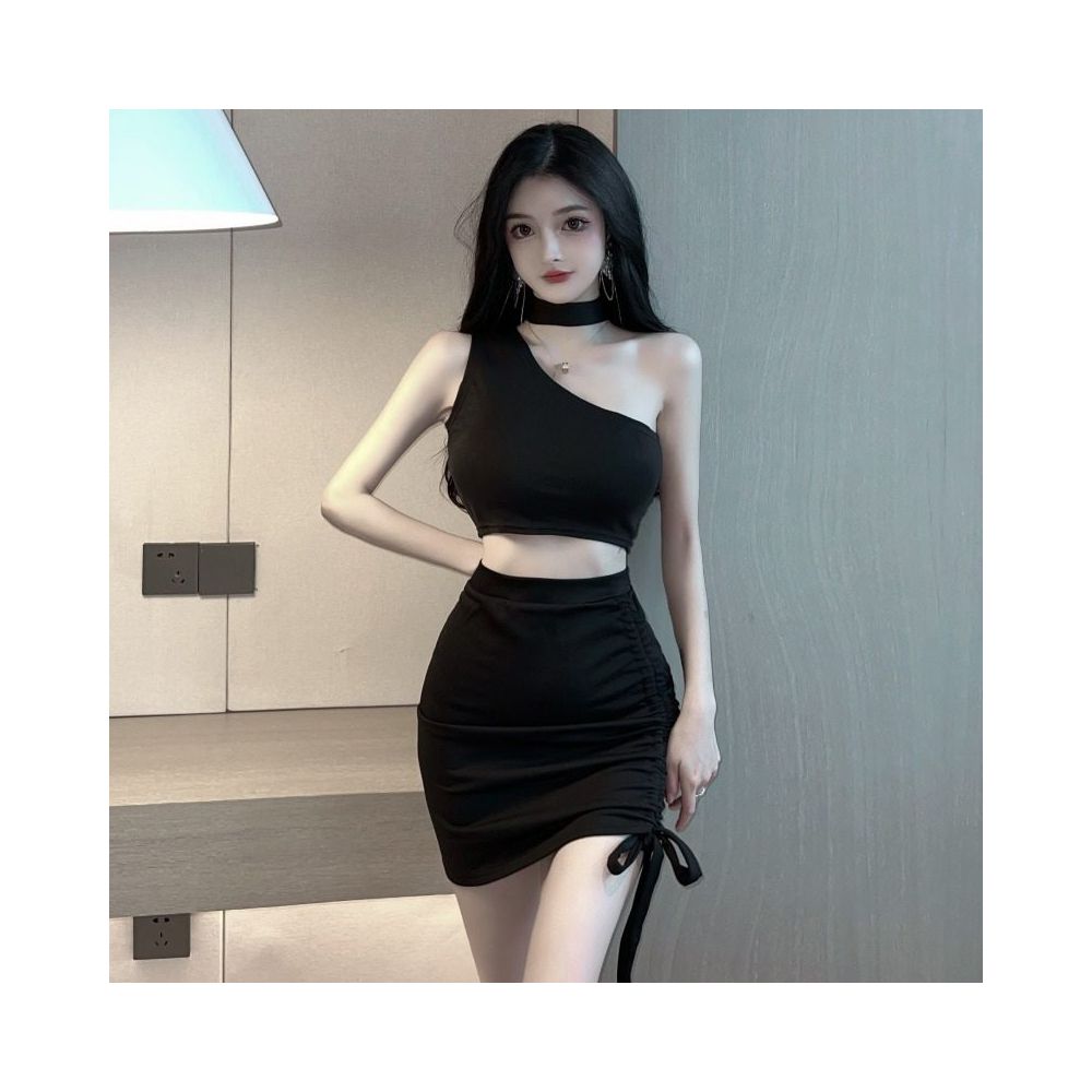 Internet celebrity sexy hot girl western style street style explosion sloping collar off shoulder short sleeveless top drawstring waist wrapped skirt two piece set image 2