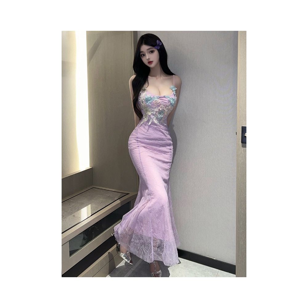 2025 Summer New French Pure Desire Lace Mesh Strap Dress with High Quality and Elegant Fishtail Wrapped Butt Skirt image 0