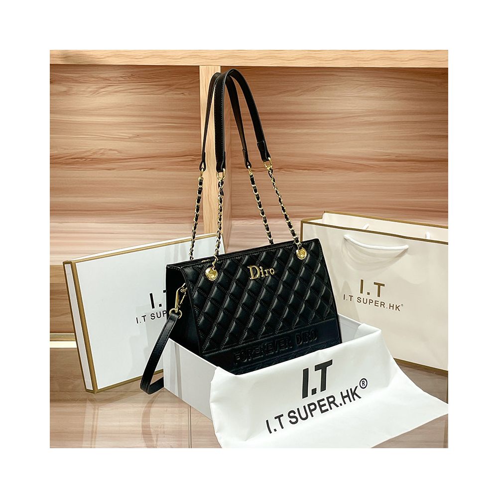 Hong Kong counter leather large capacity commuting tote bag for women 2025 new high end chain bag single shoulder crossbody bag