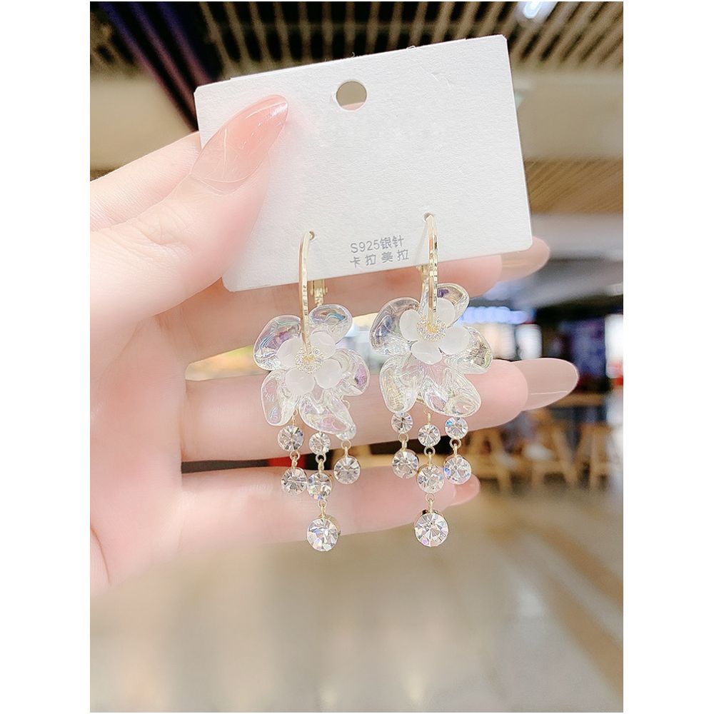 Super fairy white flower earrings with Korean temperament long diamond studded tassel earrings with a design sense internet famous earrings ear rings and earrings image 1
