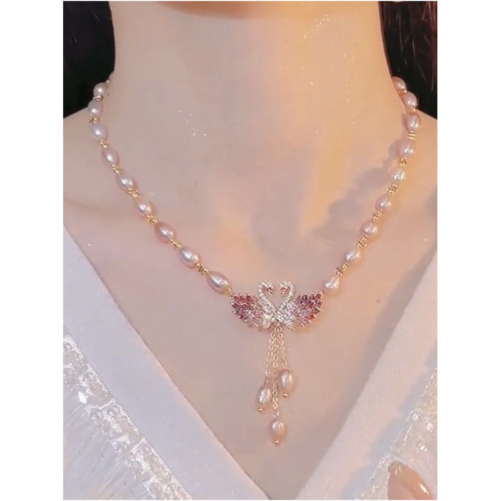 Japanese and Korean style 2026 new swan pink pearl necklace women s high end design fashionable cheongsam sweater chain image 0