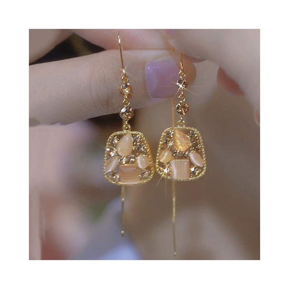 High end internet celebrity popular geometric diamond long tassel earrings with fashionable and luxurious temperament 2025 new trend