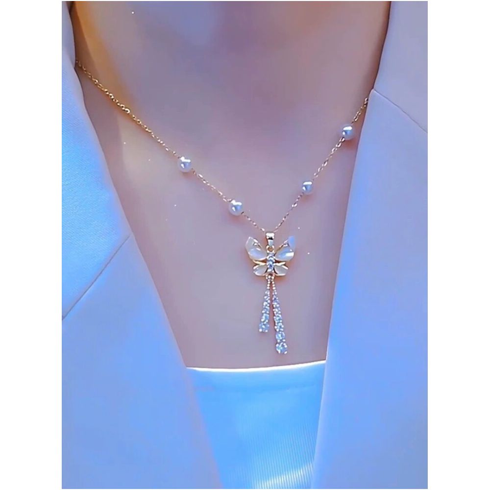 Super Immortal Pearl Butterfly Cat Eye Stone Tassel Necklace for Women 2024 New Style Trendy Luxury Clavicle Chain Internet Celebrity Neck Chain image 3