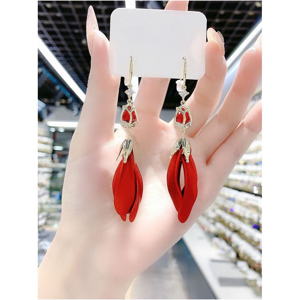 Red Tulip Petal Earrings 2025 New Trendy Long Style Tassel Eardrops Internet Red Design Earrings for Women image 3