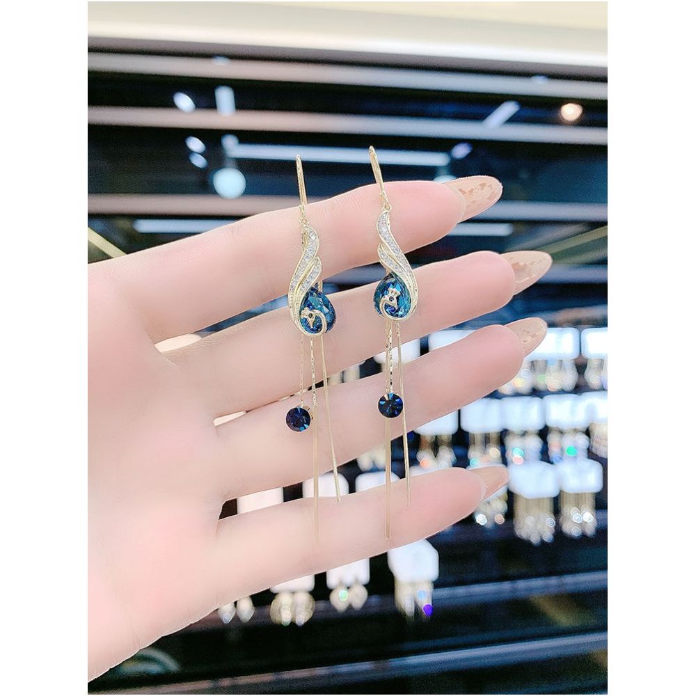 Fashionable design internet celebrity blue peacock ear line earrings 2025 new trendy long style phoenix crystal tassel earrings image 2