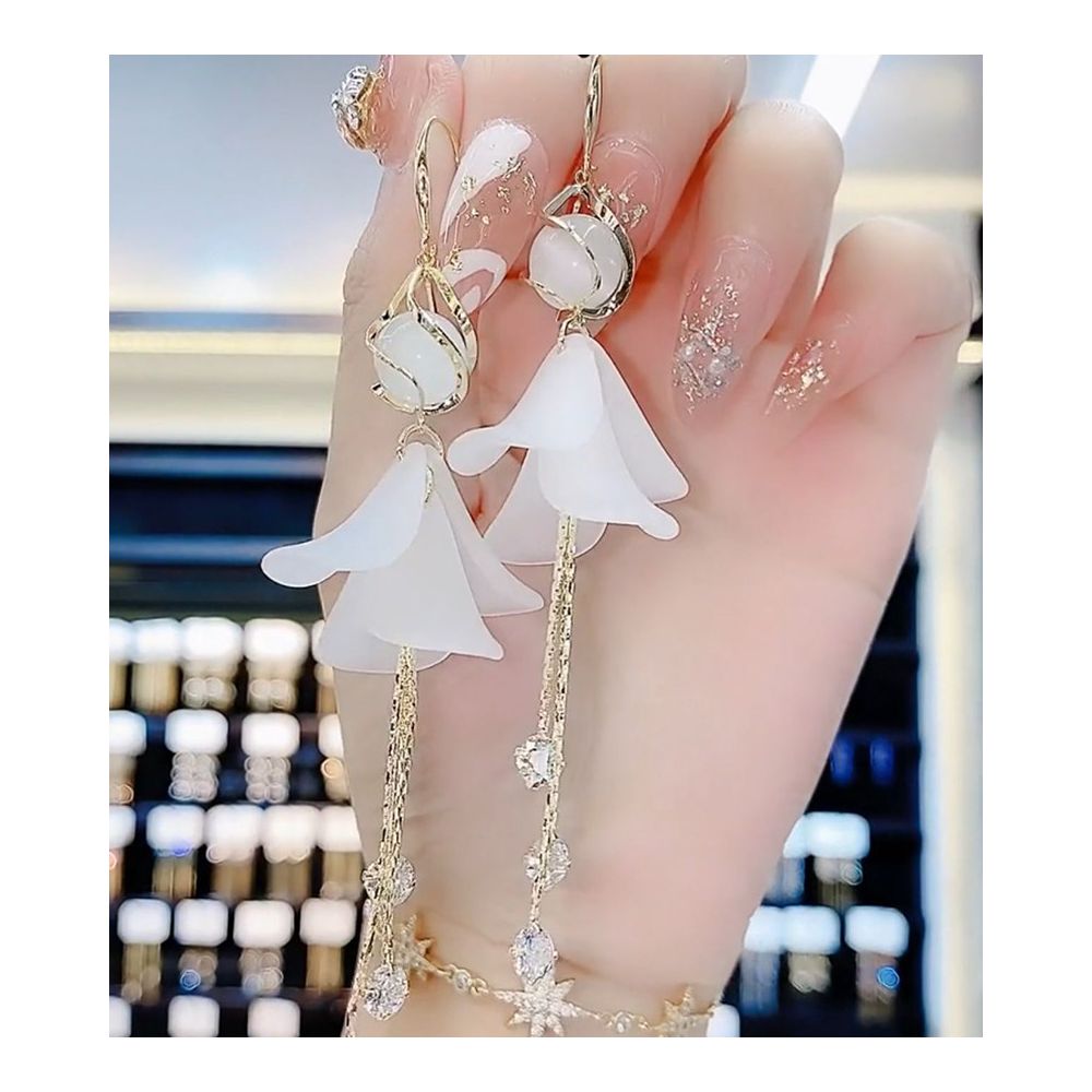 Flower white dress cat eye stone elegant earrings tassel long style 2024 new explosive anti allergic earrings image 3