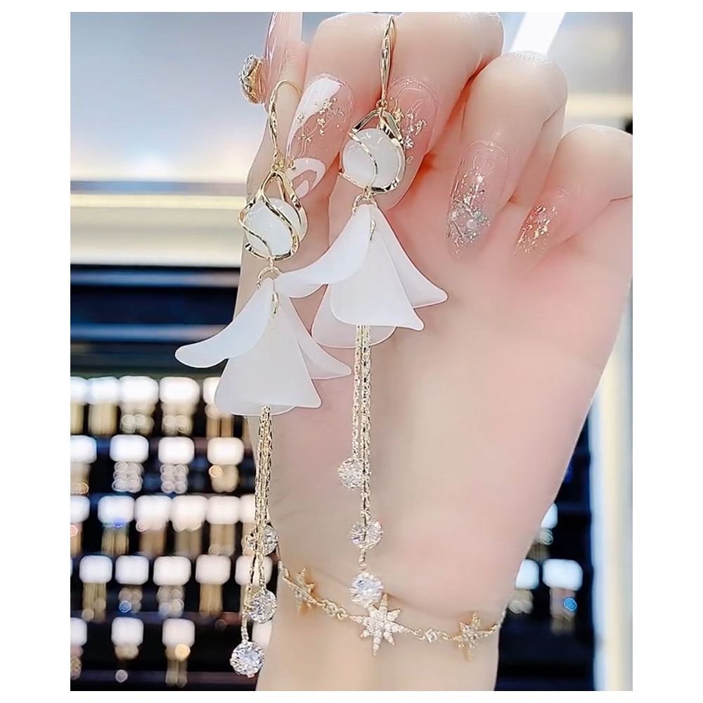 Flower white dress cat eye stone elegant earrings tassel long style 2024 new explosive anti allergic earrings image 4