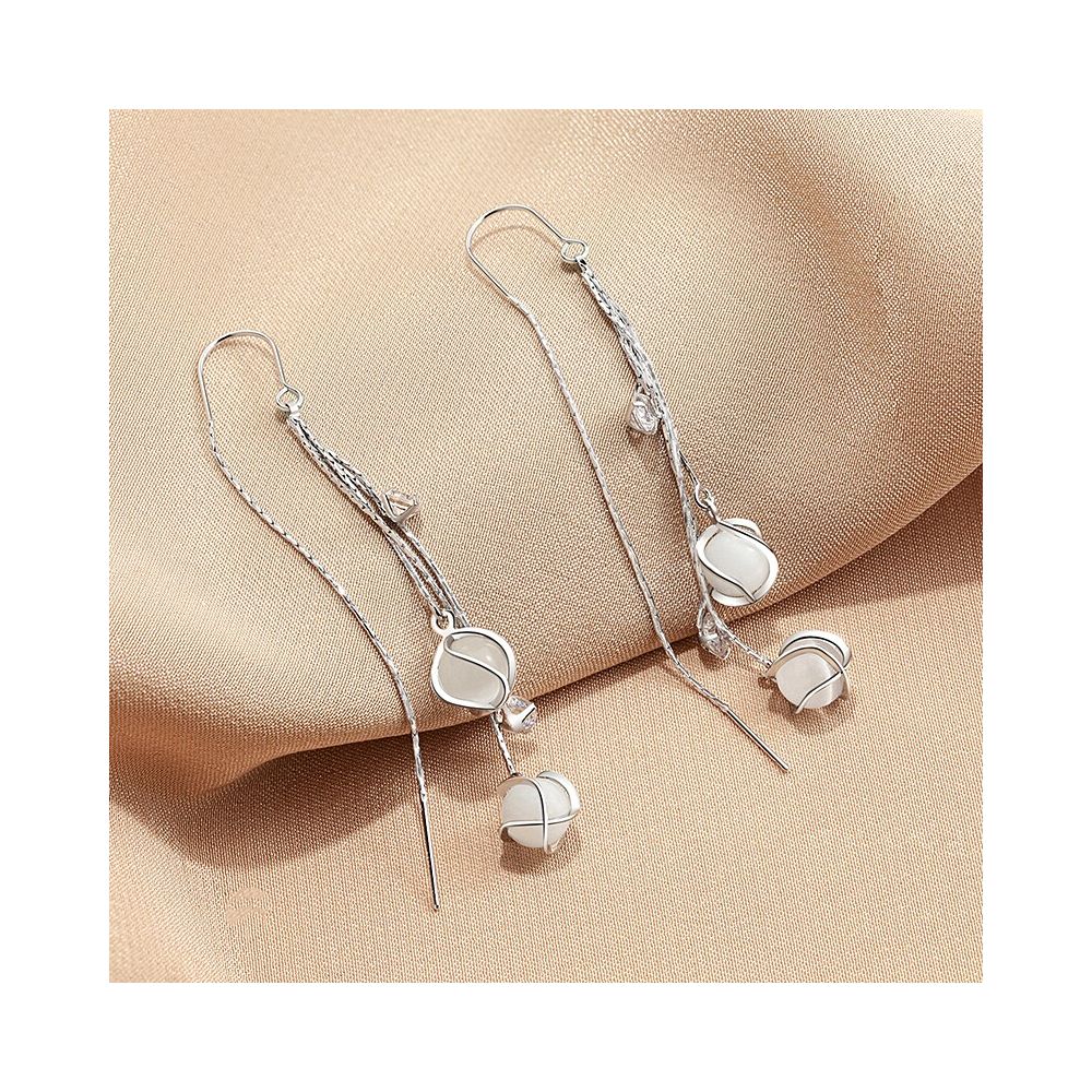 Long ear line women s 2025 new trendy and high end cat eye stone popular internet item slimming face and anti loss tassel earrings image 2