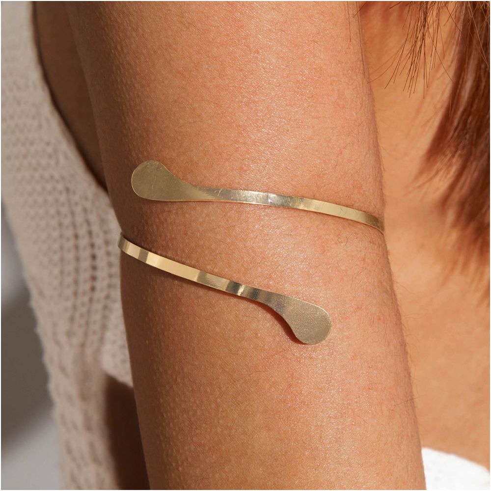 European and American style cross border jewelry minimalist starfish arm bracelet with a butterfly shaped open design women s bracelet