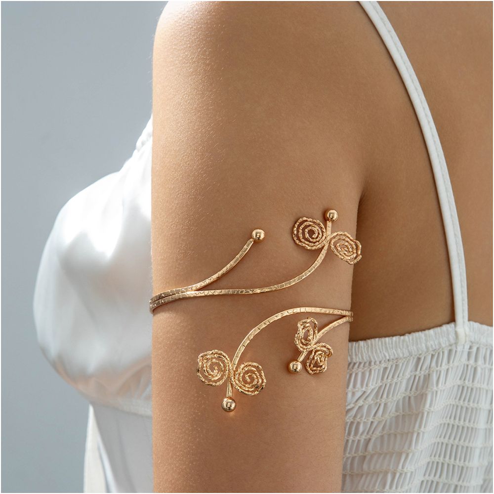 European and American style cross border jewelry minimalist starfish arm bracelet with a butterfly shaped open design women s bracelet