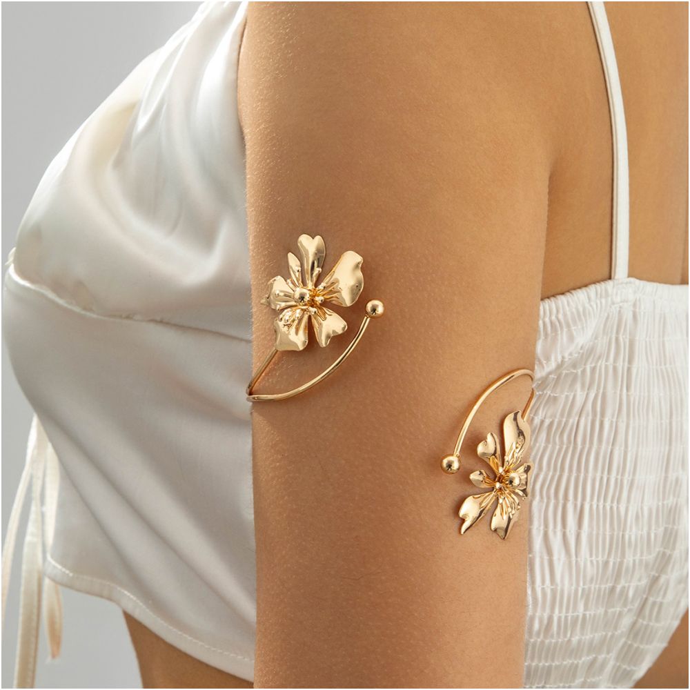 European and American style cross border jewelry minimalist starfish arm bracelet with a butterfly shaped open design women s bracelet