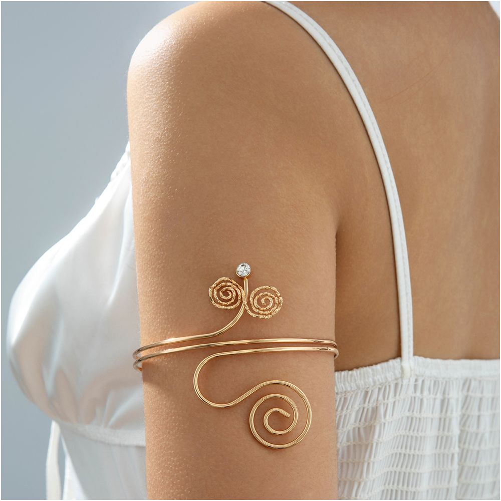 European and American style cross border jewelry minimalist starfish arm bracelet with a butterfly shaped open design women s bracelet