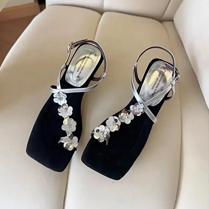 French Transparent Strap Flip-flops Fairy Shoes for Outerwear, 2025 New Summer Rhinestone High-end Flat Sandals