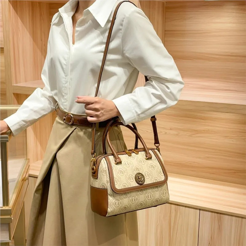 Light luxury brand women's bag 2025 new fashionable and high-end one shoulder hand-held niche design crossbody bag Boston bag