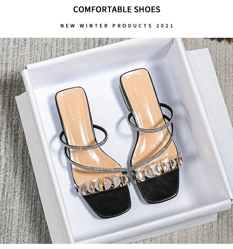 summer new women's slippers outdoor sandals casual flat shoes Stylish metal design Korean style office wear Large size 43