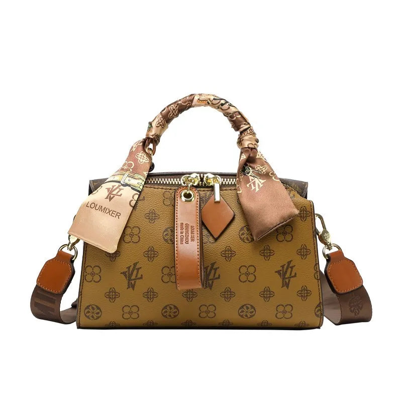 Brand women's handbag 2025 new autumn and winter high-end texture niche designer light luxury shoulder crossbody bag pillow bag