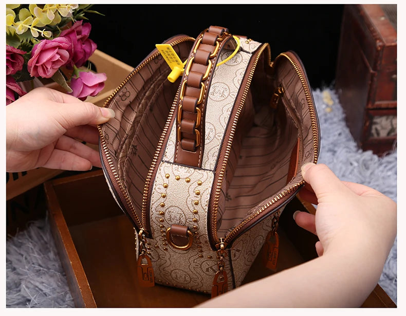 Light luxury brand women's handbag 2025 new autumn and winter fashion retro designer high-end single shoulder crossbody small sq