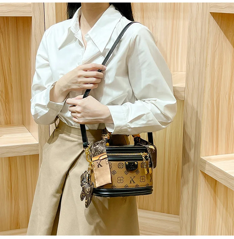 Luxury brand handbag 2025 new high-end designer box bag, bucket bag, single shoulder diagonal cross bag, fashionable