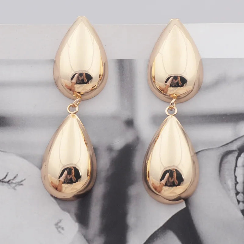 Minimalism Personality Metal Drop Earrings for Women Leaf Round Water Droplet Butterfly Twist Metal Earrings Geometry Jewelry