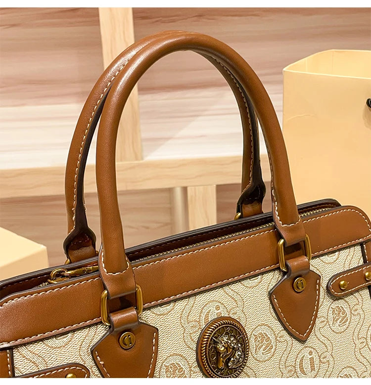 Light luxury brand women's bag 2025 new fashionable and high-end one shoulder hand-held niche design crossbody bag tote bag