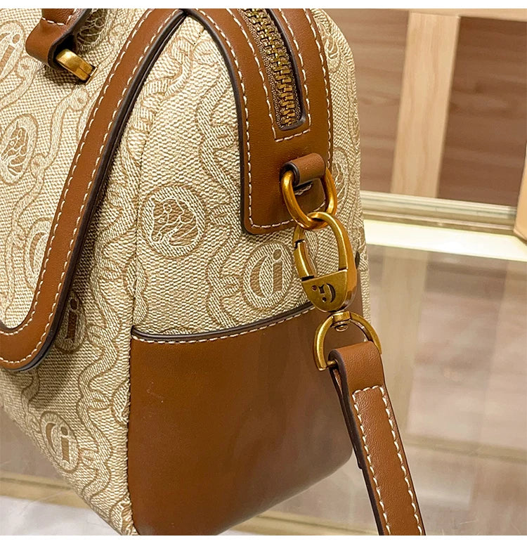 Light luxury brand women's bag 2025 new fashionable and high-end one shoulder hand-held niche design crossbody bag Boston bag