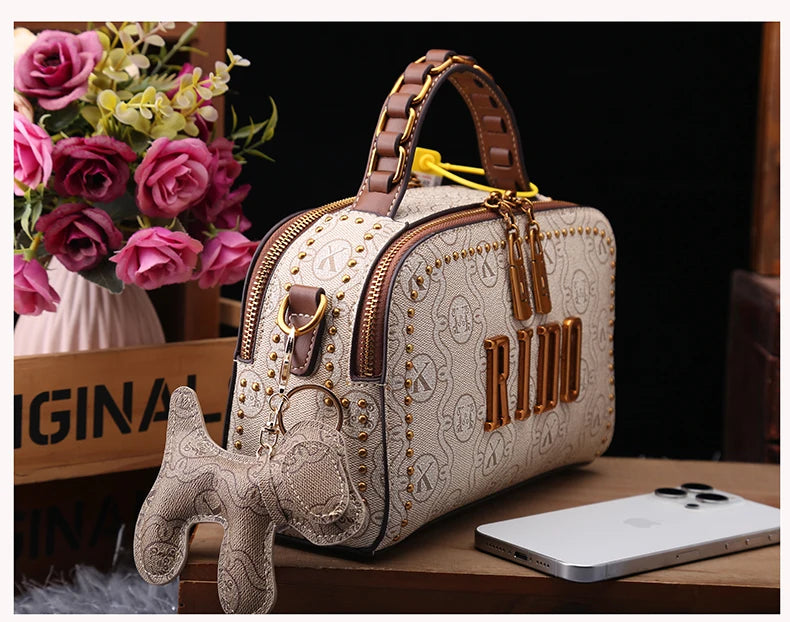 Light luxury brand women's handbag 2025 new autumn and winter fashion retro designer high-end single shoulder crossbody small sq