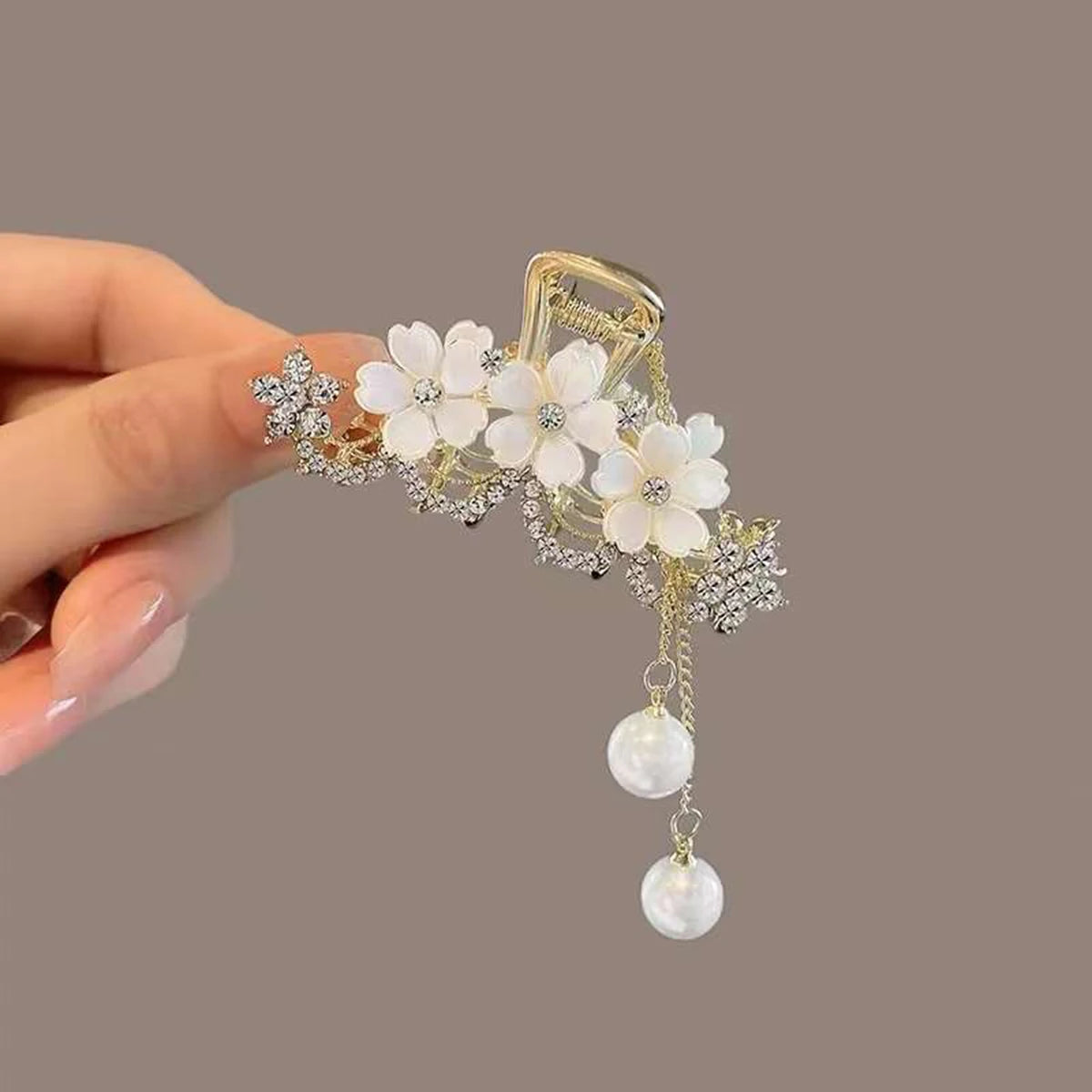 1pcs Fashion Elegant Exqusite Crystal Flower Pearl Tassel Hair Claws For Women Girls Party Ponytail Hair Accessories