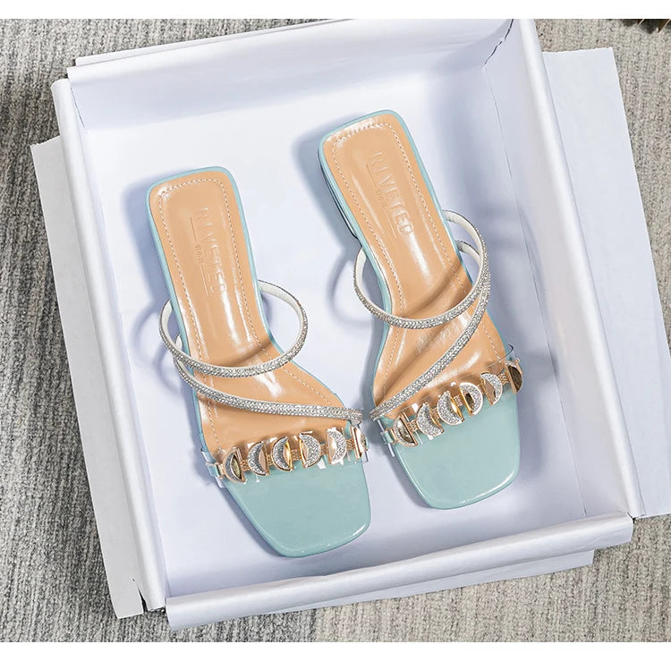 summer new women's slippers outdoor sandals casual flat shoes Stylish metal design Korean style office wear Large size 43