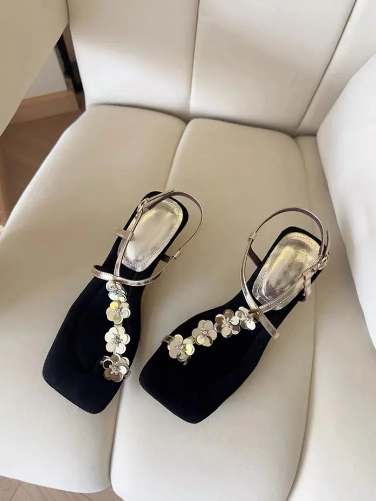 French Transparent Strap Flip-flops Fairy Shoes for Outerwear, 2025 New Summer Rhinestone High-end Flat Sandals