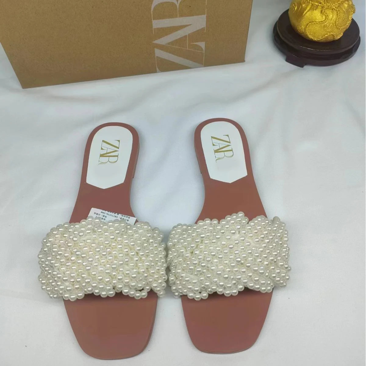 2025 Summer New Product Women's Shoes White Pearl Weaving Flat Sandals Outerwear Fashion Cool Slippers Pearl Bag Shoe Bag Set