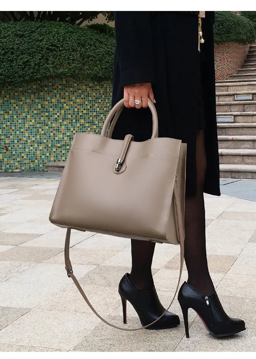 Leather women's bag, light luxury new tote bag, large capacity casual shoulder bag, crossbody bag, luxurious handbag