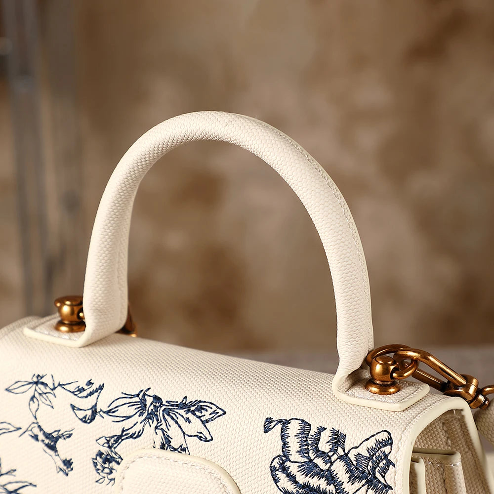 Light luxury women's handbag 2026 popular new fashion versatile shoulder bag high-end designer Chinese style embroidered crossbo