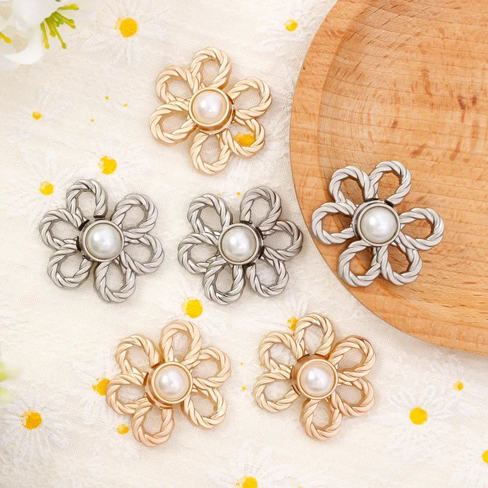 2pairs Waist Metal Flower Adjustable Tighten Invisibility Decoration Couple Buckles Pants Skirts Size Change From Large To Small
