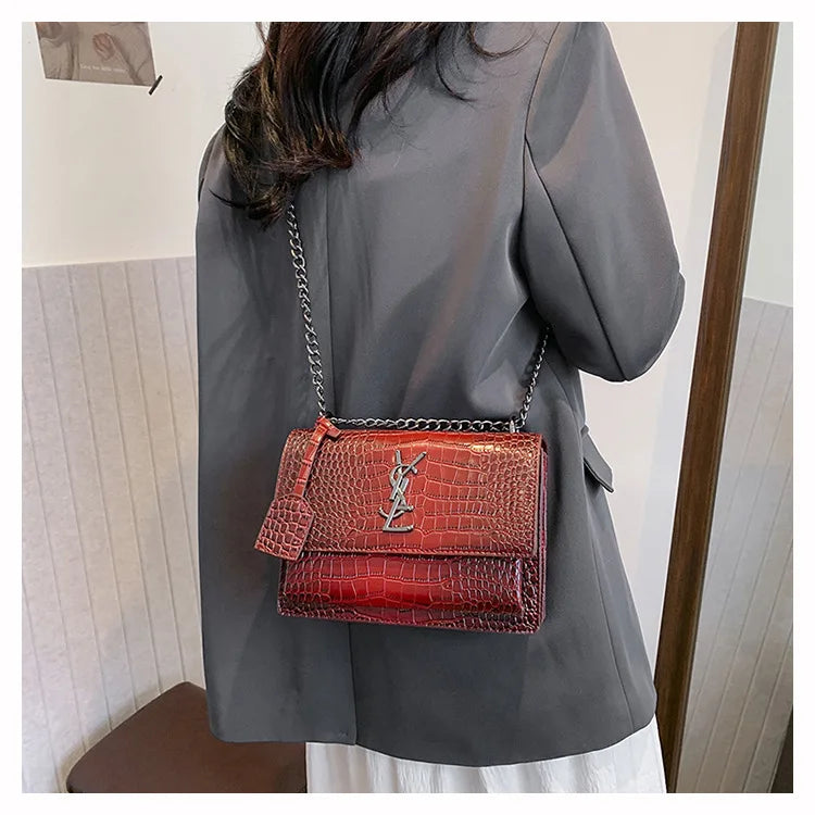 2026 new bag high-end crocodile pattern retro chain bag fashionable single shoulder crossbody bag