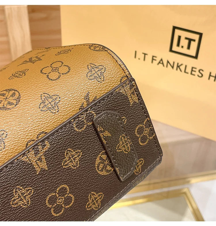 Brand women's handbag 2025 new autumn and winter high-end texture niche designer light luxury shoulder crossbody bag pillow bag