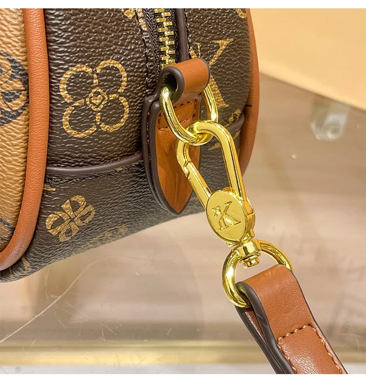 Brand women's handbag 2025 new autumn and winter high-end texture niche designer light luxury shoulder crossbody bag shell bag