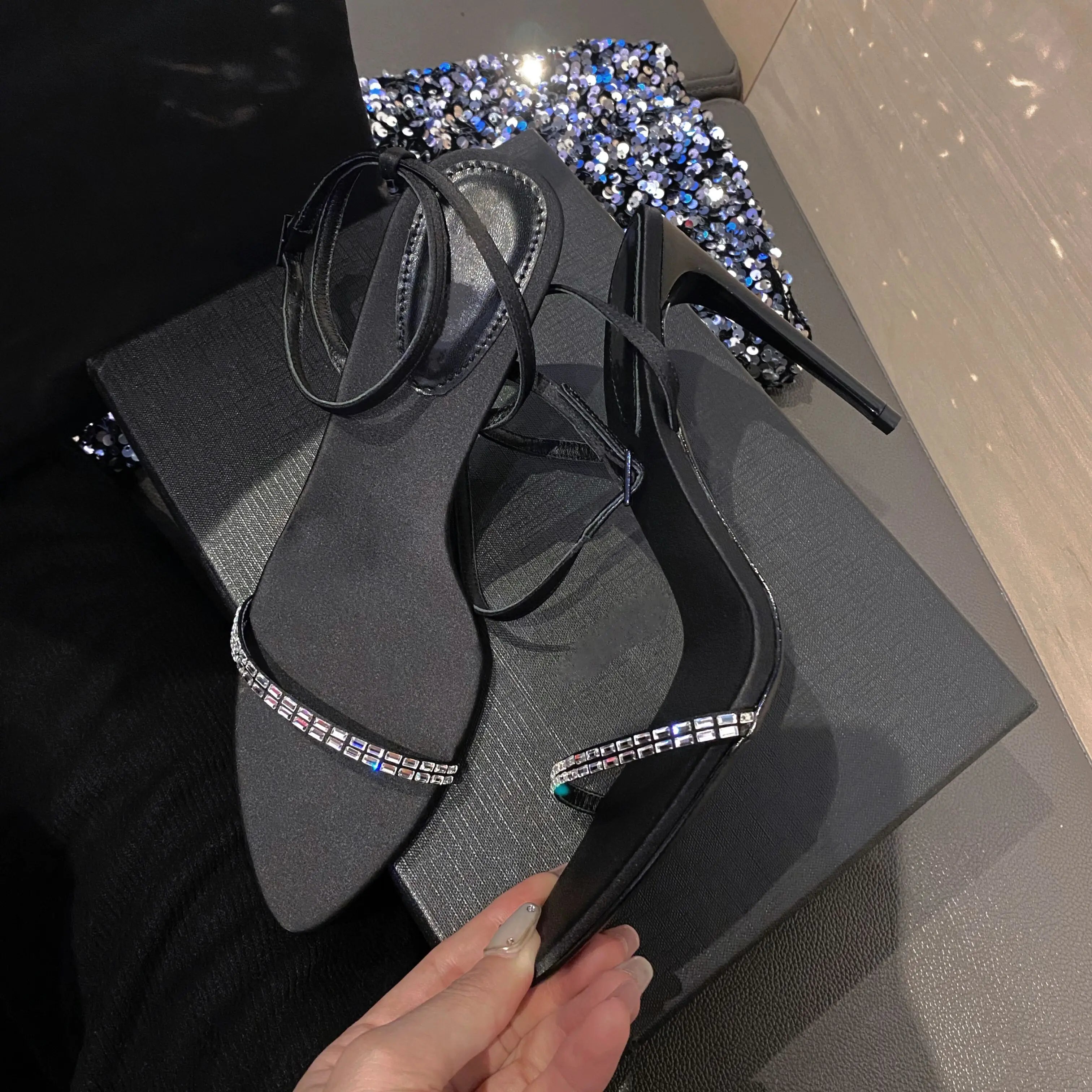 2025 Summer New Line With Rhine-Diamond Sexy Sandals Women'S Pointed Open Toe Slim Heel Beautiful Black High Heels